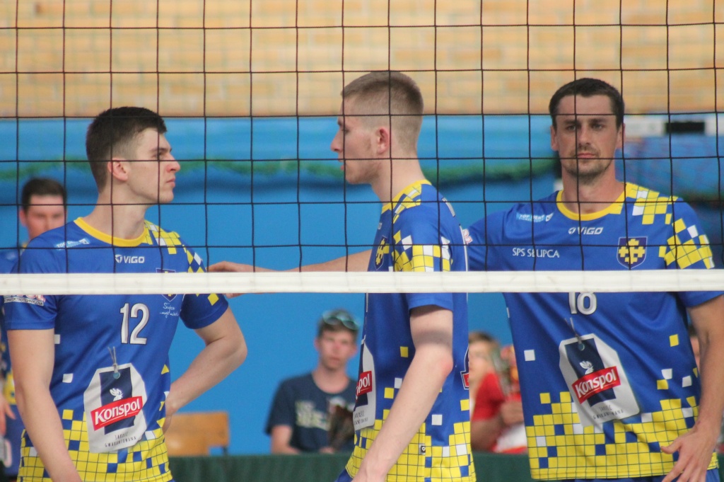 Siatkarskie baraże w obiektywie