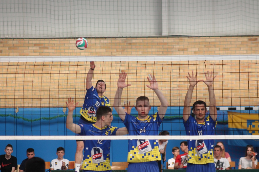 Siatkarskie baraże w obiektywie