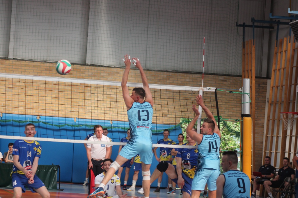 Siatkarskie baraże w obiektywie