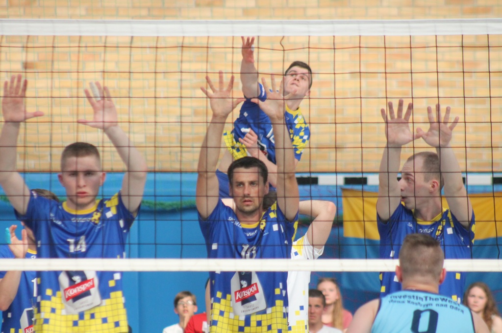 Siatkarskie baraże w obiektywie