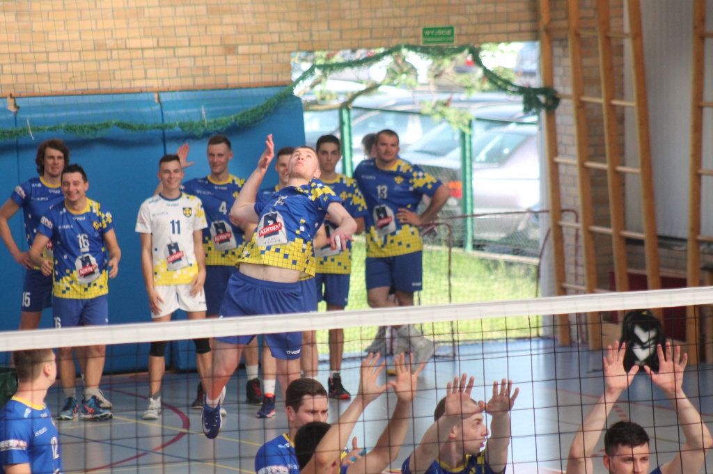 Siatkarskie baraże w obiektywie