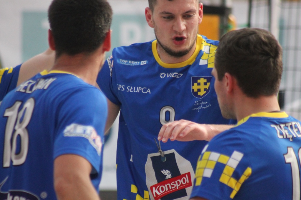 Siatkarskie baraże w obiektywie