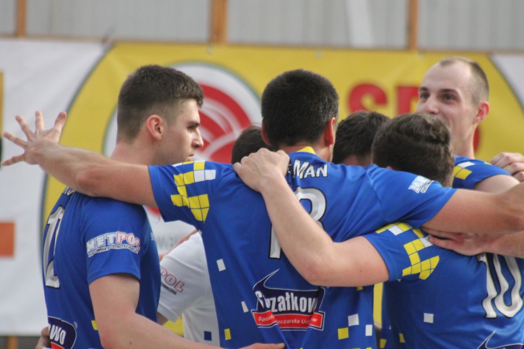 Siatkarskie baraże w obiektywie