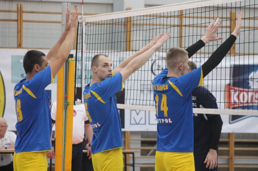 Siatkarskie baraże w obiektywie