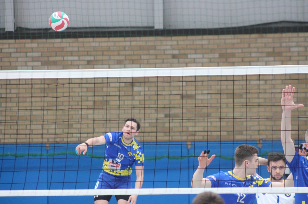 Siatkarskie baraże w obiektywie