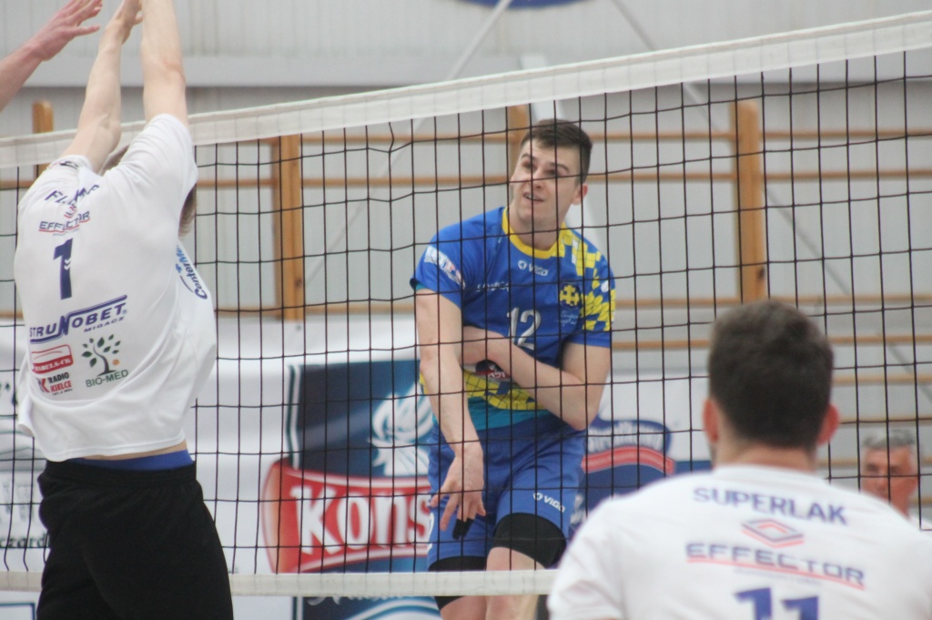 Siatkarskie baraże w obiektywie