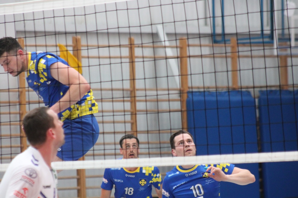 Siatkarskie baraże w obiektywie