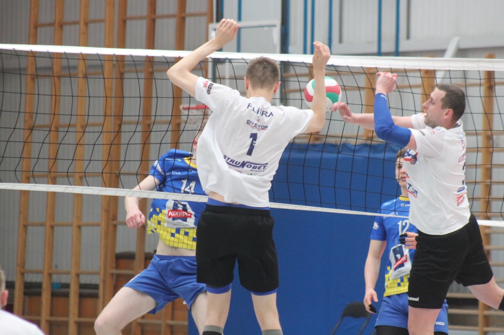 Siatkarskie baraże w obiektywie