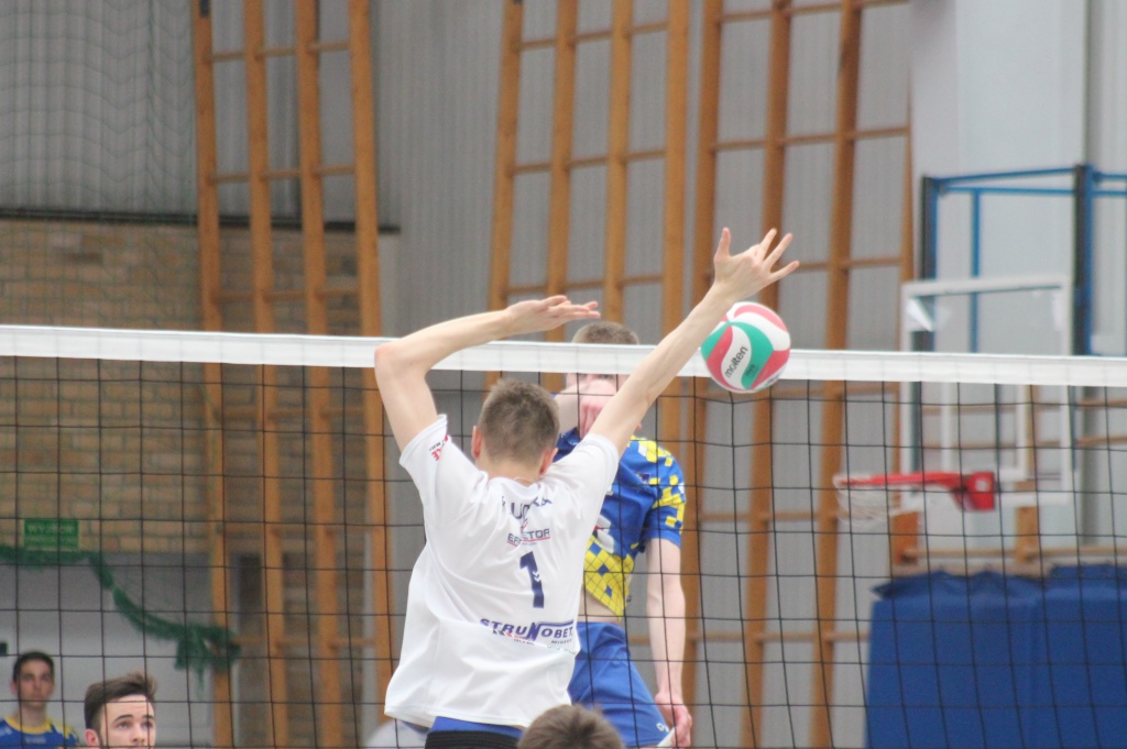 Siatkarskie baraże w obiektywie