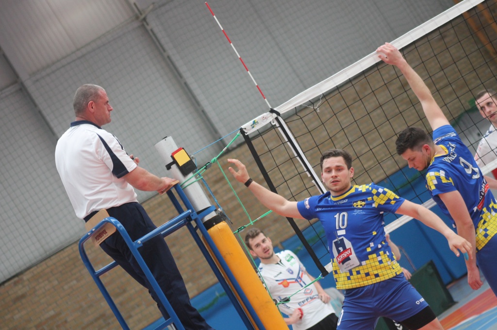 Siatkarskie baraże w obiektywie