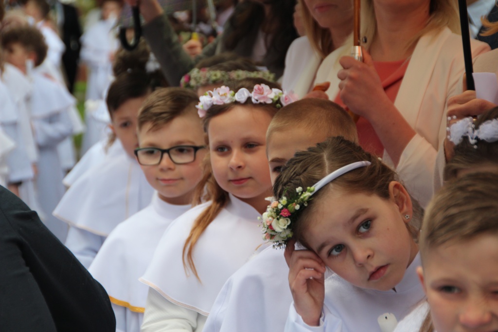 Komunia w Wawrzyńcu ZDJĘCIA