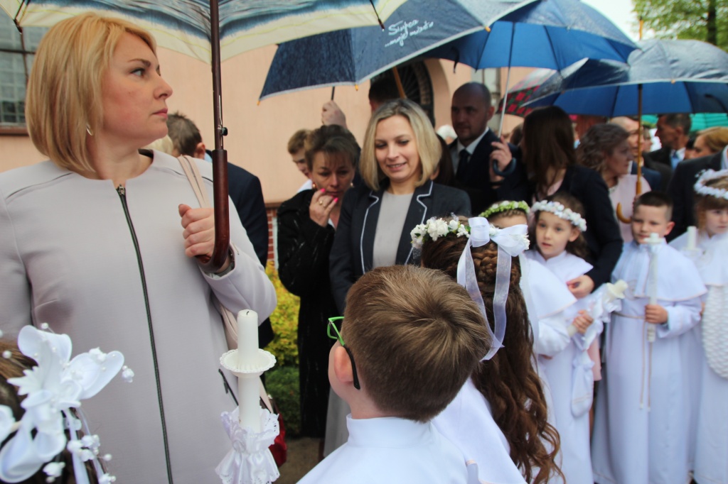 Komunia w Wawrzyńcu ZDJĘCIA