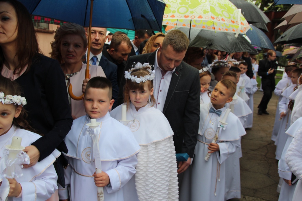 Komunia w Wawrzyńcu ZDJĘCIA