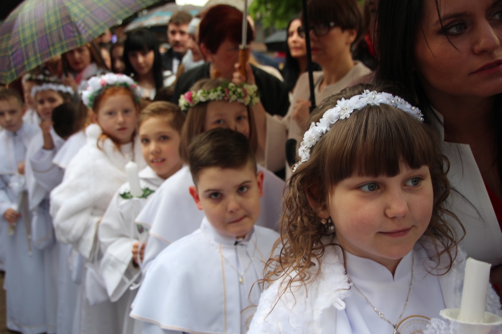 Komunia w Wawrzyńcu ZDJĘCIA