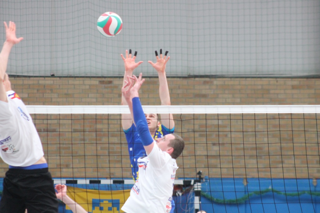 Siatkarskie baraże w obiektywie