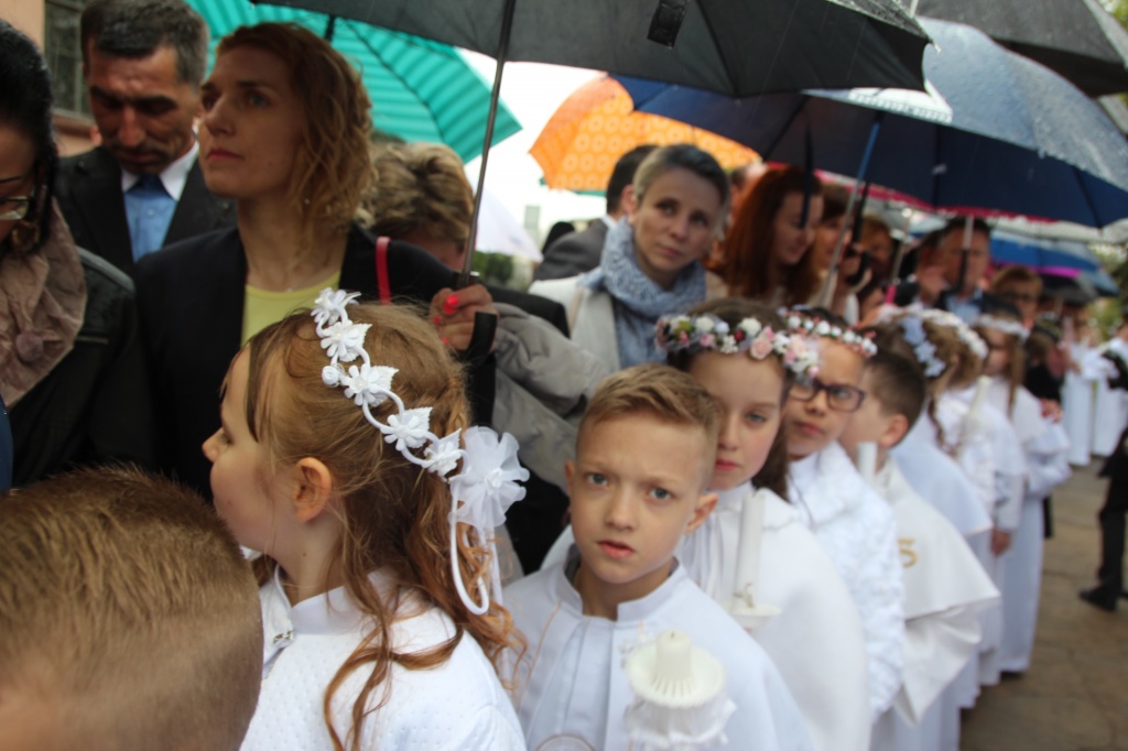 Komunia w Wawrzyńcu ZDJĘCIA