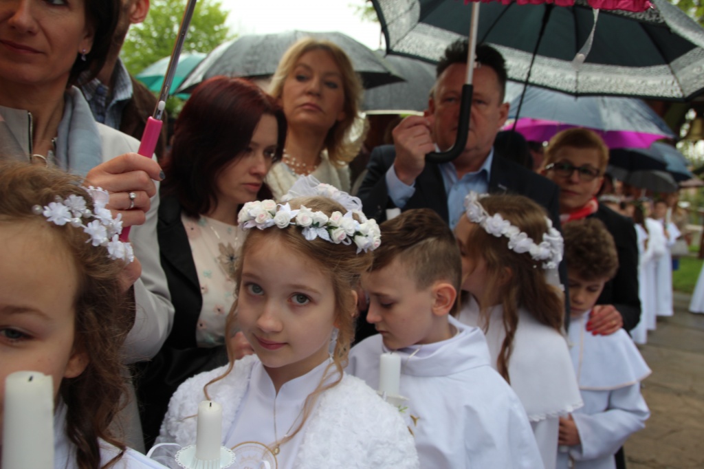 Komunia w Wawrzyńcu ZDJĘCIA