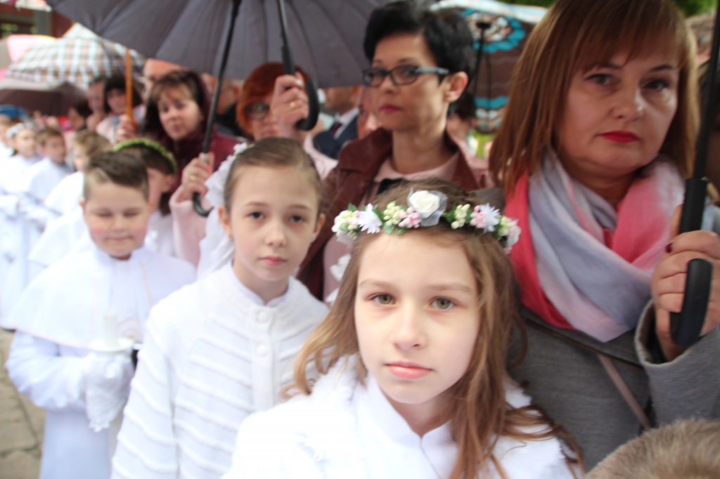 Komunia w Wawrzyńcu ZDJĘCIA