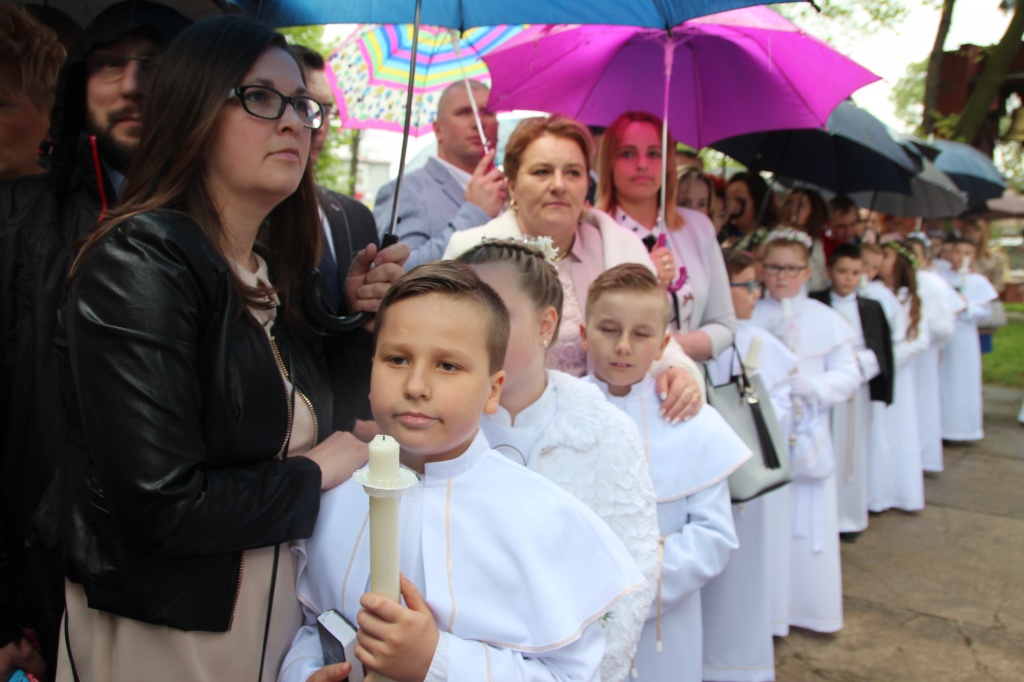 Komunia w Wawrzyńcu ZDJĘCIA