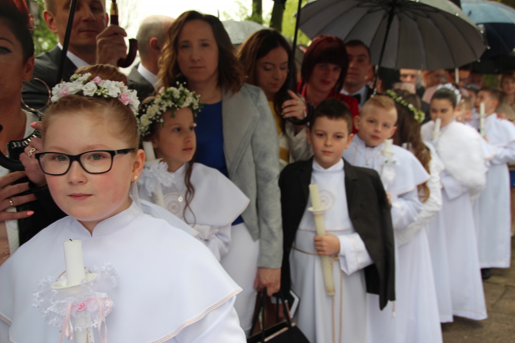 Komunia w Wawrzyńcu ZDJĘCIA