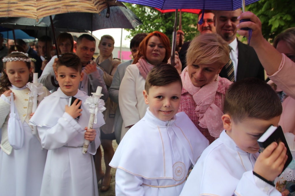 Komunia w Wawrzyńcu ZDJĘCIA
