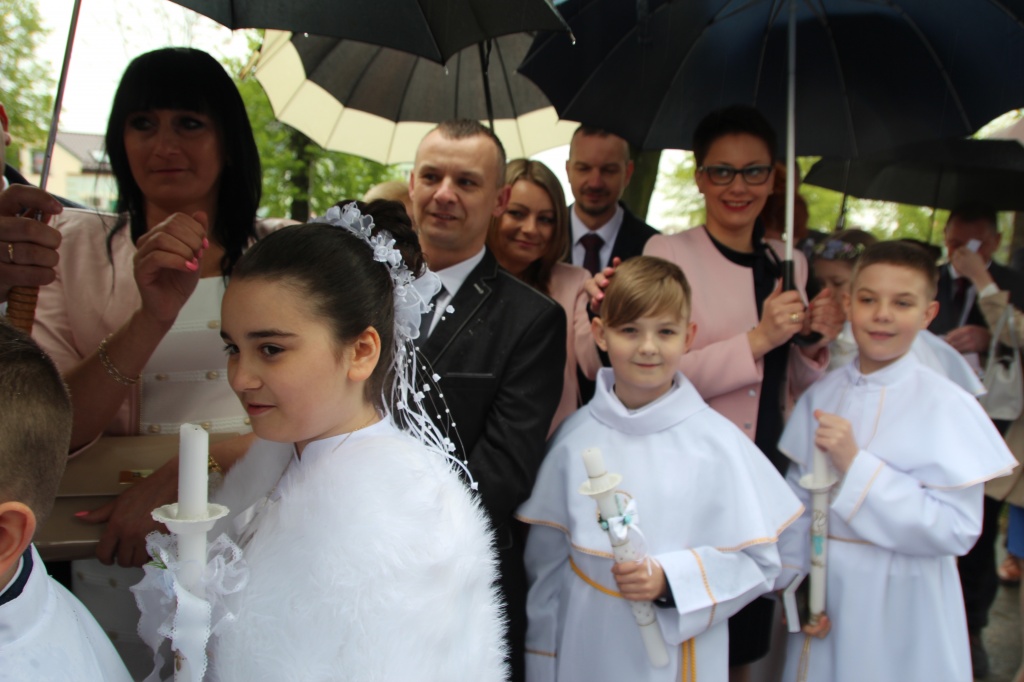 Komunia w Wawrzyńcu ZDJĘCIA