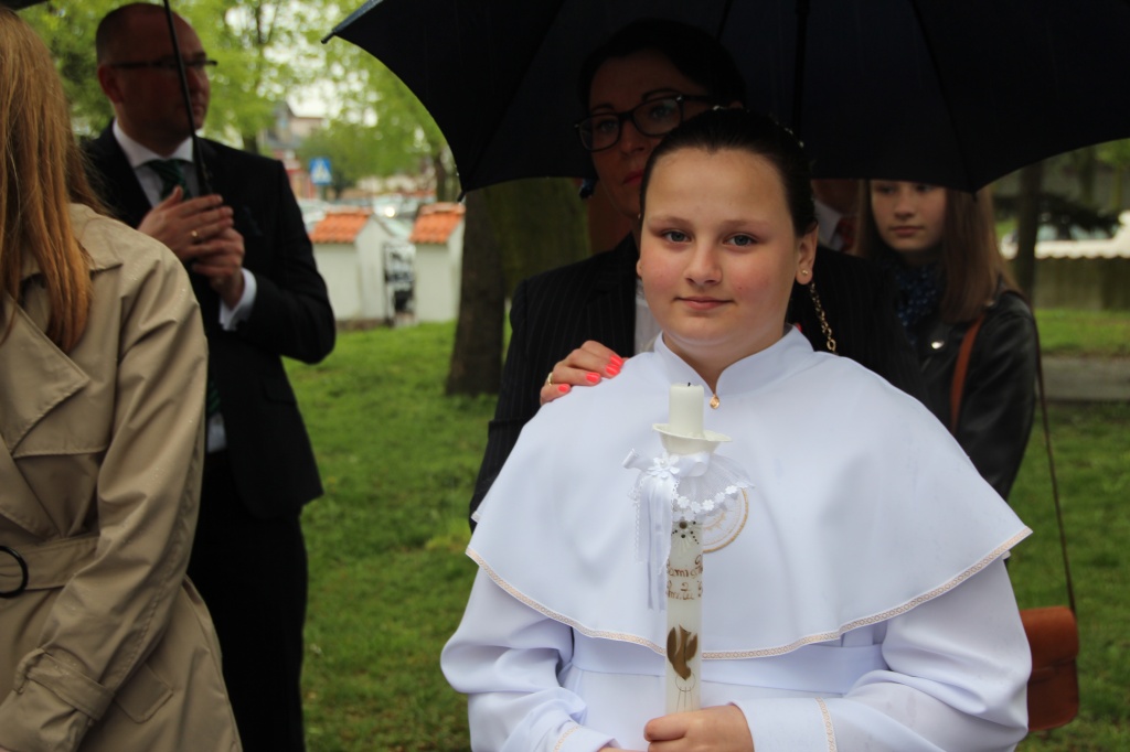 Komunia w Wawrzyńcu ZDJĘCIA