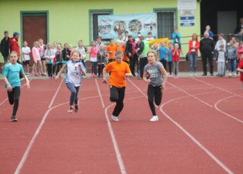 Trójbojowe zmagania najmłodszych