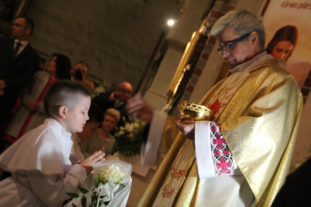Komunia w Wawrzyńcu ZDJĘCIA