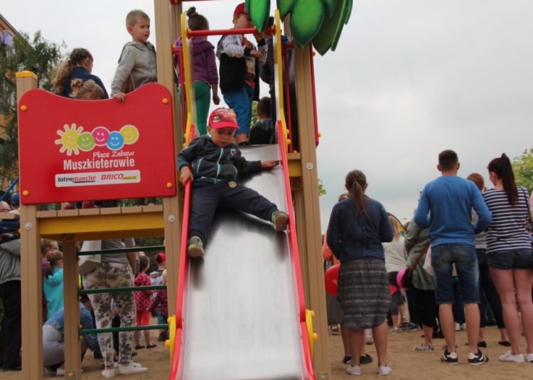 Plac zabaw od Muszkieterów FILM