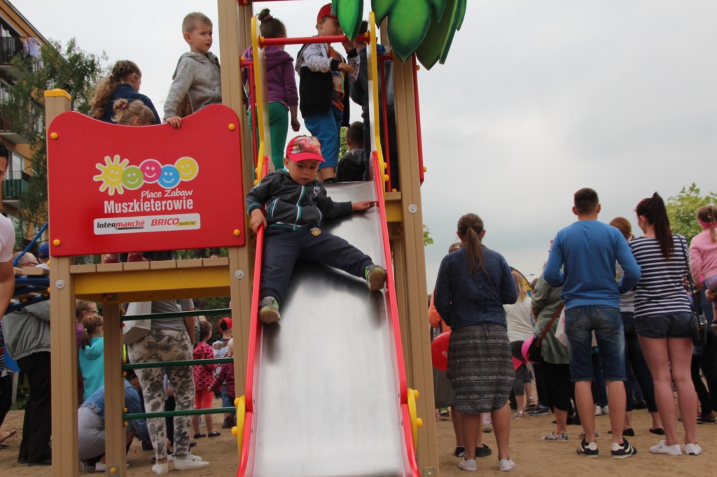 Plac zabaw od Muszkieterów FILM