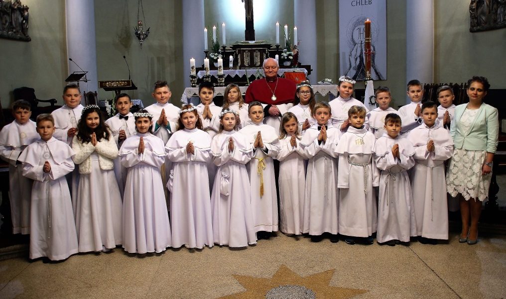 Komunia w Strzałkowie ZDJĘCIA