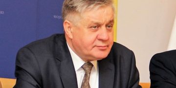 Minister jednak wydłużył termin składania wniosków