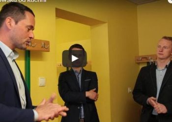 Co się dzieje w szatni sędziowskiej? Zobacz film