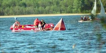 Jest wyrok ws. tragedii na jeziorze. Dowodzący strażak niewinny!