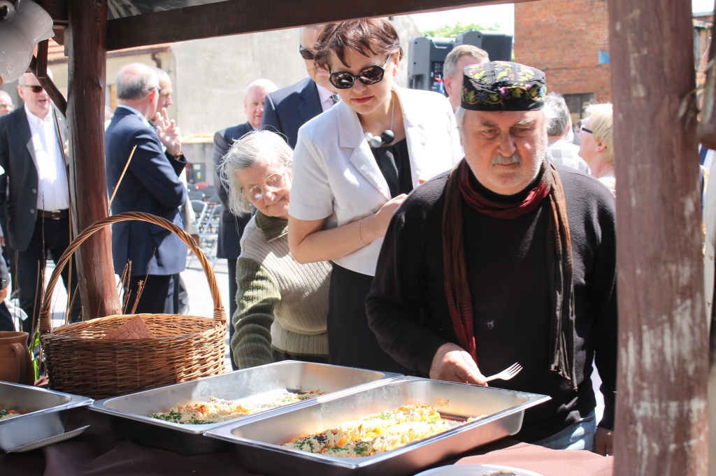 Zagórów: Odsłonięcie tablicy żydowskiej (foto)