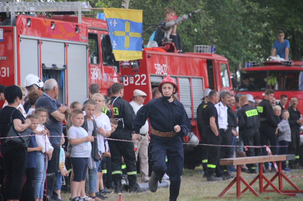 Pierwsze takie zawody. Na starcie strażacy z 4 gmin ZDJĘCIA