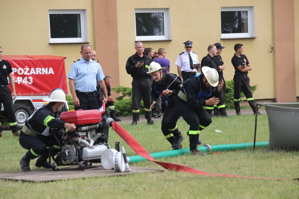 Pierwsze takie zawody. Na starcie strażacy z 4 gmin ZDJĘCIA