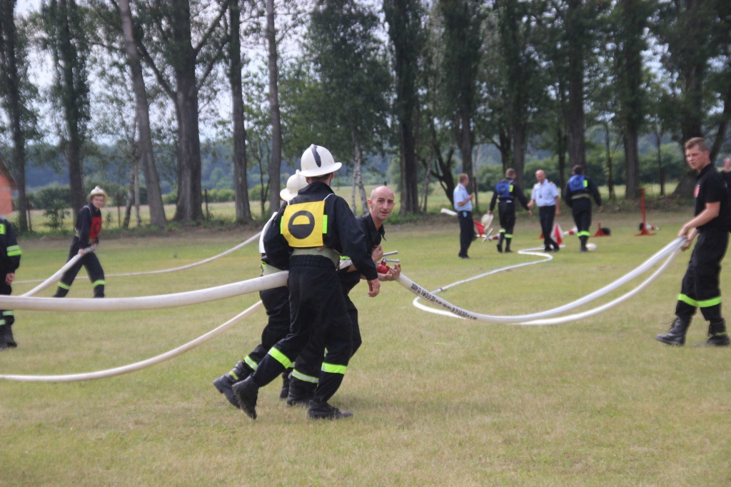 Pierwsze takie zawody. Na starcie strażacy z 4 gmin ZDJĘCIA