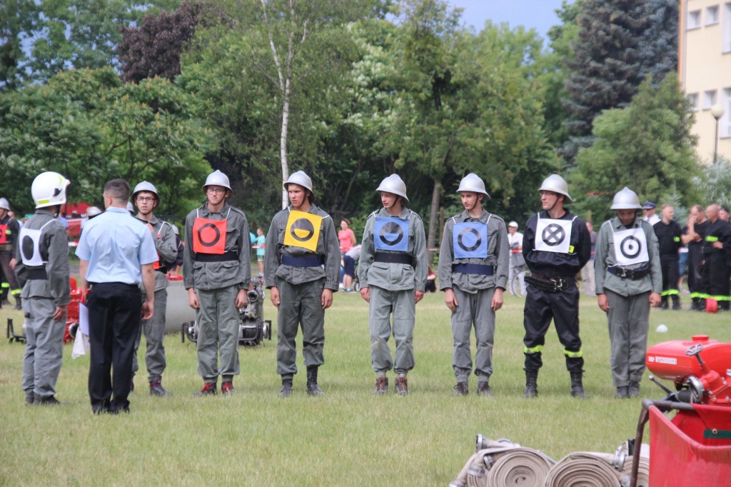 Pierwsze takie zawody. Na starcie strażacy z 4 gmin ZDJĘCIA