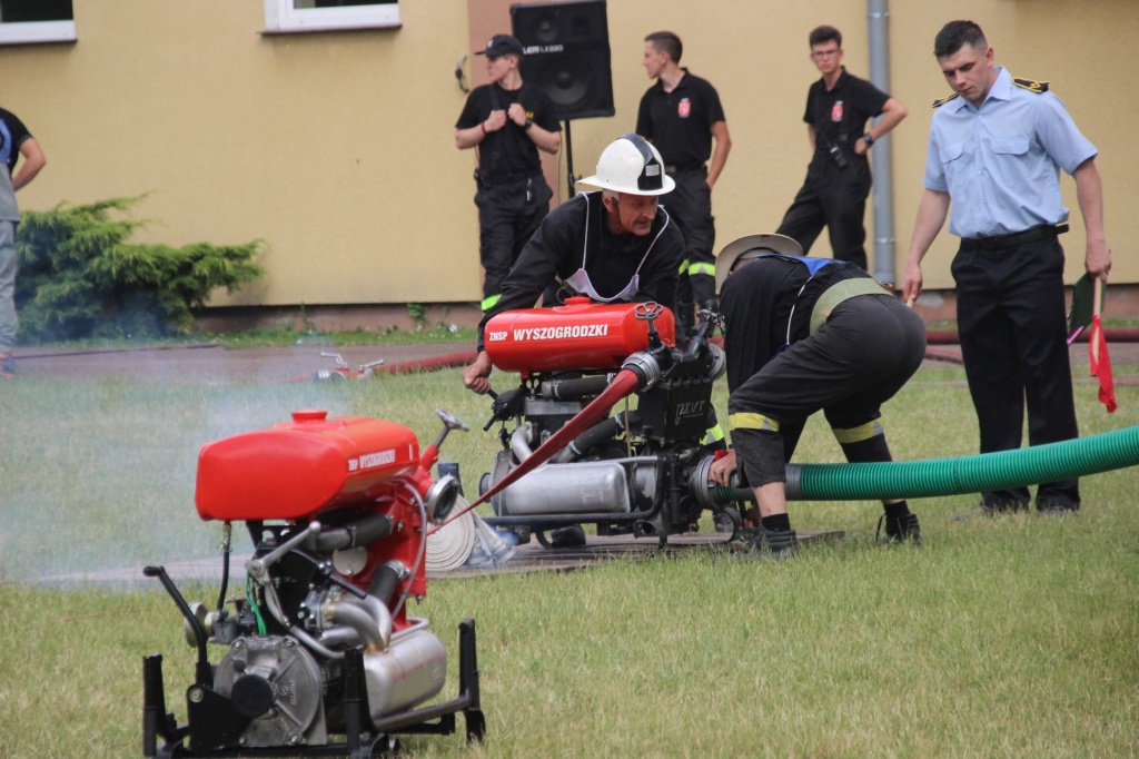 Pierwsze takie zawody. Na starcie strażacy z 4 gmin ZDJĘCIA