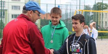 Srebro i awans Ostrowitego