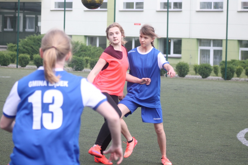 Piłkarskie mistrzostwa zamykają kalendarz FOTO