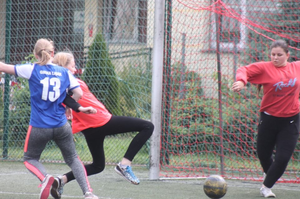 Piłkarskie mistrzostwa zamykają kalendarz FOTO