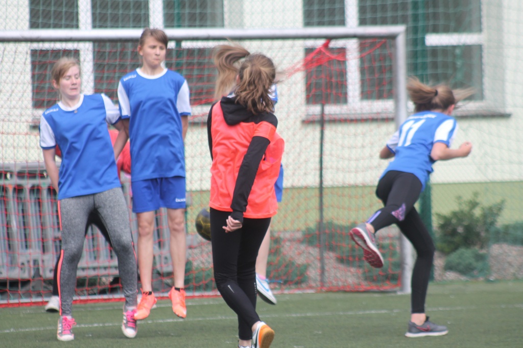 Piłkarskie mistrzostwa zamykają kalendarz FOTO