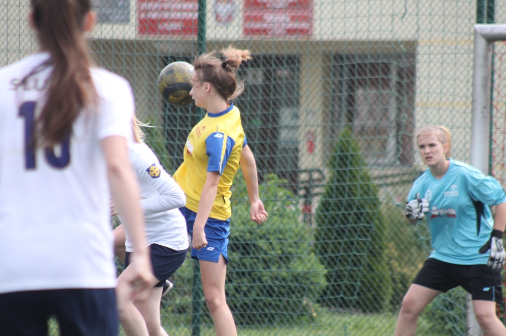 Piłkarskie mistrzostwa zamykają kalendarz FOTO