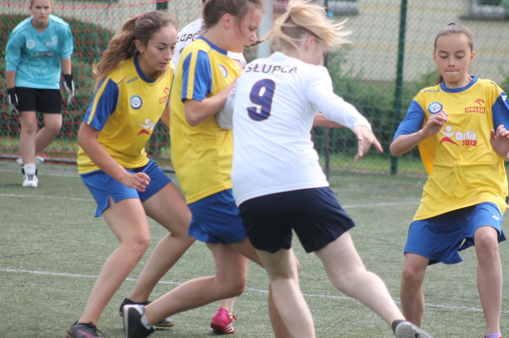 Piłkarskie mistrzostwa zamykają kalendarz FOTO