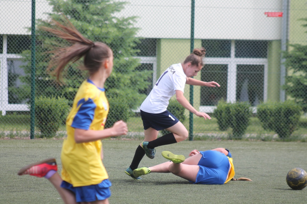 Piłkarskie mistrzostwa zamykają kalendarz FOTO