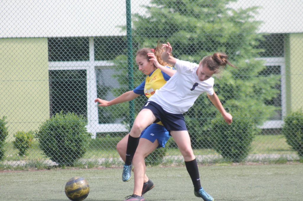 Piłkarskie mistrzostwa zamykają kalendarz FOTO