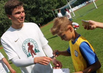 Stomil zamienił na Pogoń